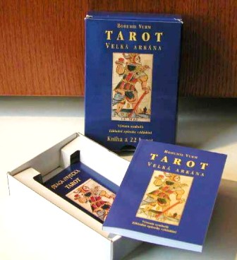 Tarot_komplet v krabicce